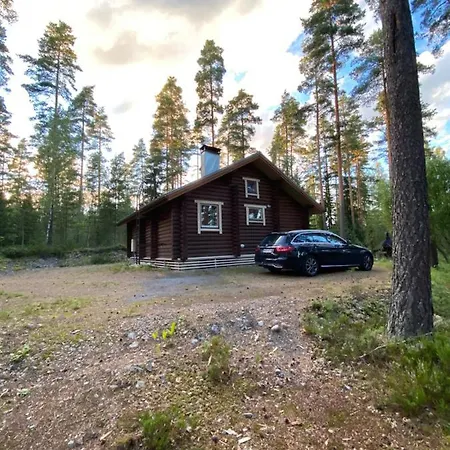 컨트리하우스 Moekki Saunalla Maentymetsaessae *